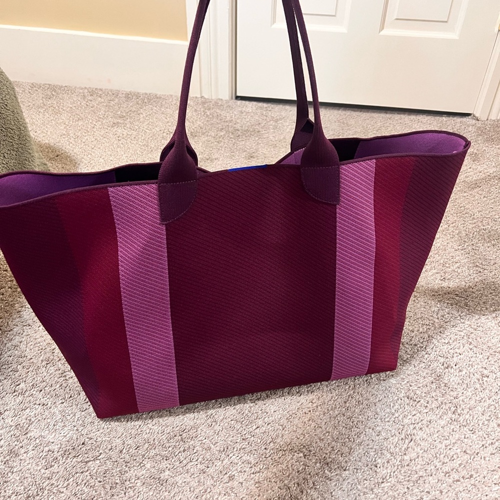 Rothy’s lightweight mega tote